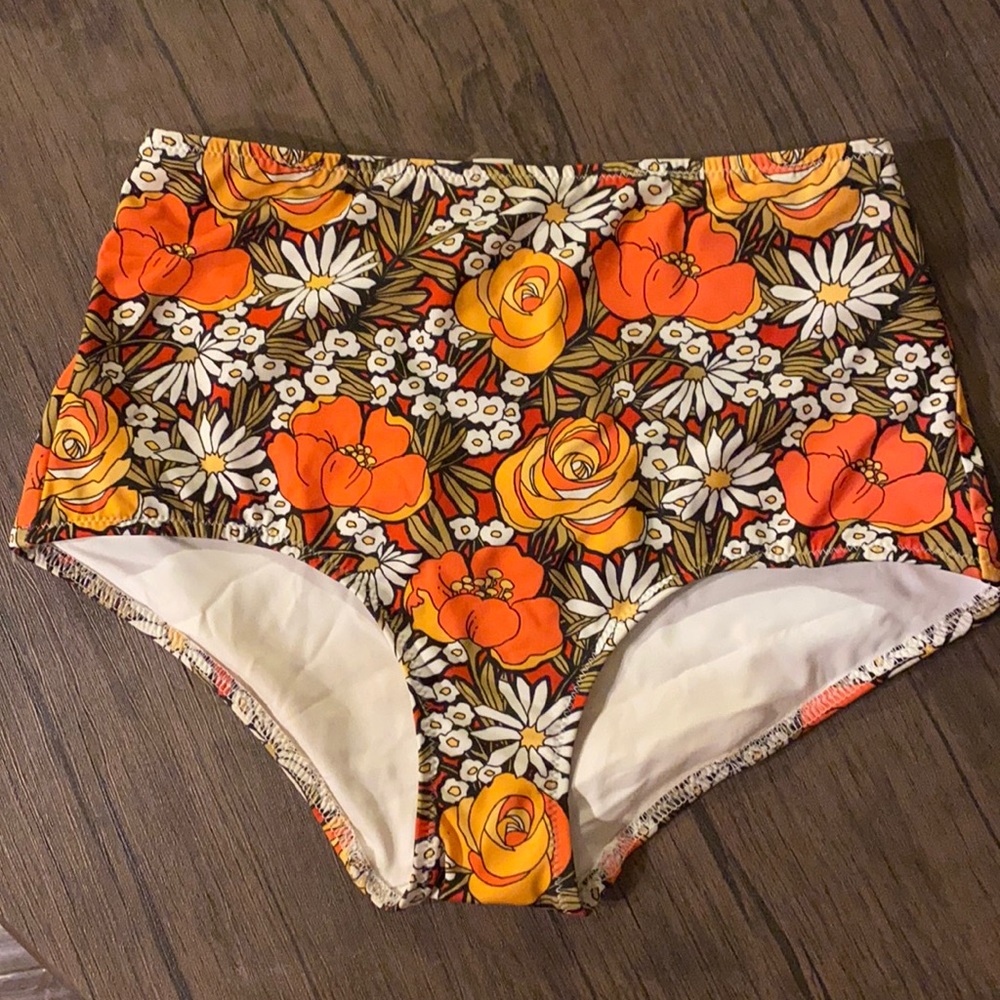 Solid & Striped high waisted swim bottoms